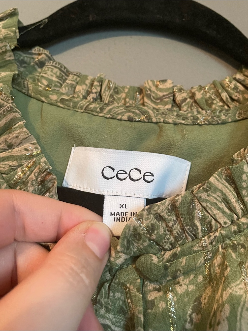 NWT CeCe Sz XL Women’s Green Glitter Flutter Sleeve Crewneck Blouse Top Ret $69! - Picture 15 of 16